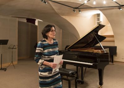 Klavírní koncert, Galerie HAMU, 23.11.2022, otevření koncertu vedoucí klavírního oddělení.