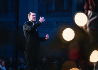 Vánoční koncert Pueri gaudentes, 19.12.2022, Betlémská kaple, Praha, dirigující sbormistr.
